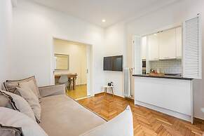 Modern Cozy Apartment