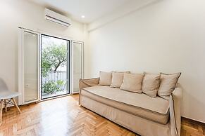 Modern Cozy Apartment