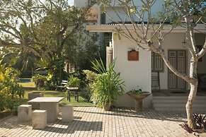 Arahtis Lake Villa