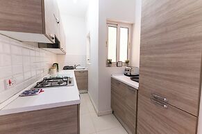 Seaside Cosy Maisonette- 2 mins from sea