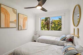Coastal Cool in Prime Burleigh Heads