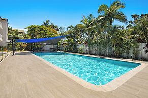 Coastal Cool in Prime Burleigh Heads