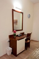 Aristocrat Hotel