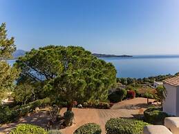 Mediterranean Villa for 6 With Pool
