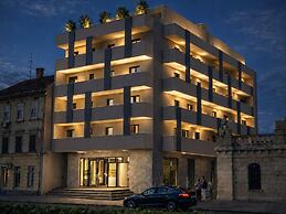 Pictas Residence