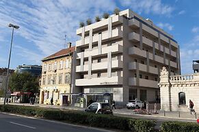Pictas Residence