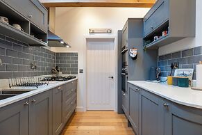 Beautiful 2 Bedroom Barn in Cerney Wick