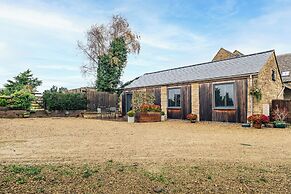Beautiful 2 Bedroom Barn in Cerney Wick