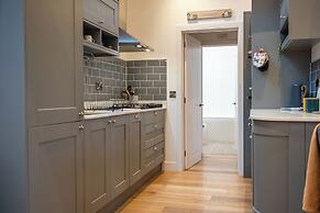 Beautiful 2 Bedroom Barn in Cerney Wick