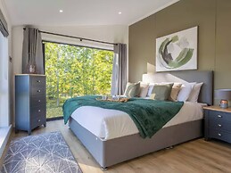 Isca Lodge - With Decking