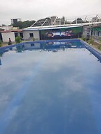 HIMALAYA POOL & RESORT