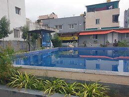 HIMALAYA POOL & RESORT