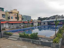 HIMALAYA POOL & RESORT
