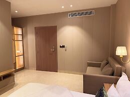 Lush Premier Hotel