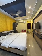 Hotel Asha Pride