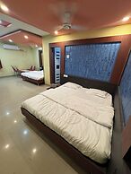 Hotel Asha Pride