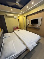 Hotel Asha Pride