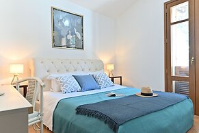 IzzHome Gallery