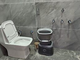 Hotel 7R Residency