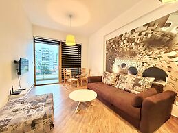 Orange Central Suites