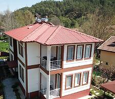 İnlice Apart House