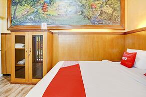 OYO 90303 Cafe & Homestay Kolam Pancing