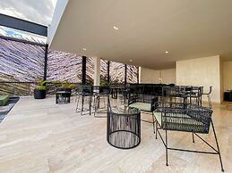 Modern Retreat near Aldea Zama