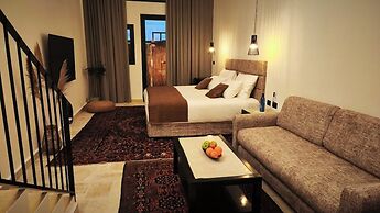 DUNIA Desert Suites