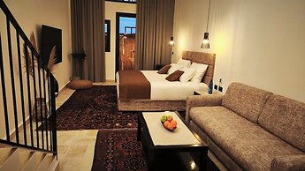 DUNIA Desert Suites