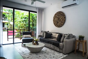 Lunada Bright Stay with Rooftop
