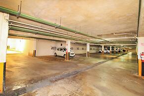 Lunada Bright Stay with Rooftop