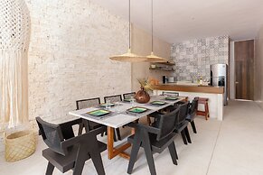 Manor Spacious Aldea Zama Retreat