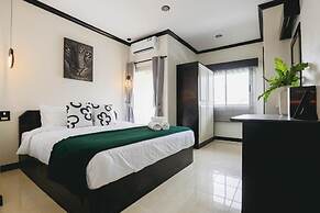 WINK CITY PATONG BEACH