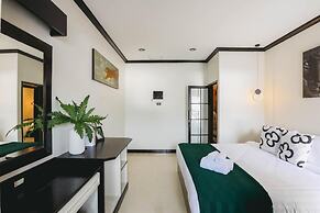 WINK CITY PATONG BEACH