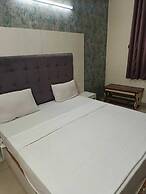 Airport hotel Mayank plaza