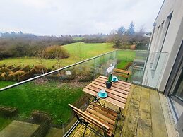 Warm&Bright 1BR w terrace&parking