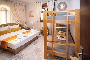 Sunrise Suite Olympiada - Luxury Beachfront Escape