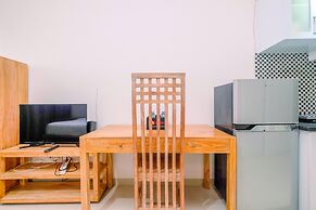 Homey And Cozy Studio At Park View Condominium Apartment