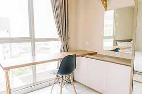 Warm And Comfort Studio At Casa De Parco Apartment