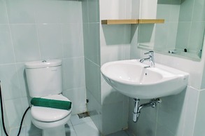 Warm And Comfort Studio At Casa De Parco Apartment