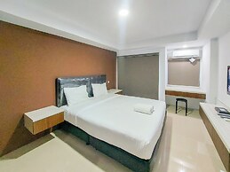 Homey Studio Apartment At Mansyur Residence