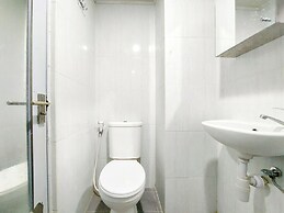 Homey Studio Apartment At Mansyur Residence