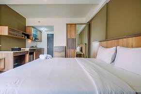 Modern And Cozy Studio Park View Condominium Apartment
