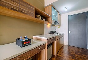 Modern And Cozy Studio Park View Condominium Apartment