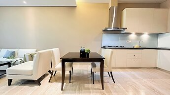 Modern And Comfy 2Br With Extra Room At Four Winds Apartment