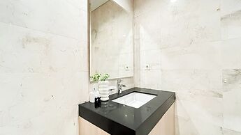 Modern And Comfy 2Br With Extra Room At Four Winds Apartment