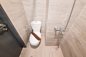 Trendy Studio At Collins Boulevard Apartment