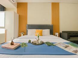 Comfy Studio At Nifarro Park Apartment