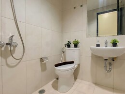 Comfy Studio At Nifarro Park Apartment