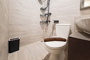 Strategic Studio At Apartment Collins Boulevard